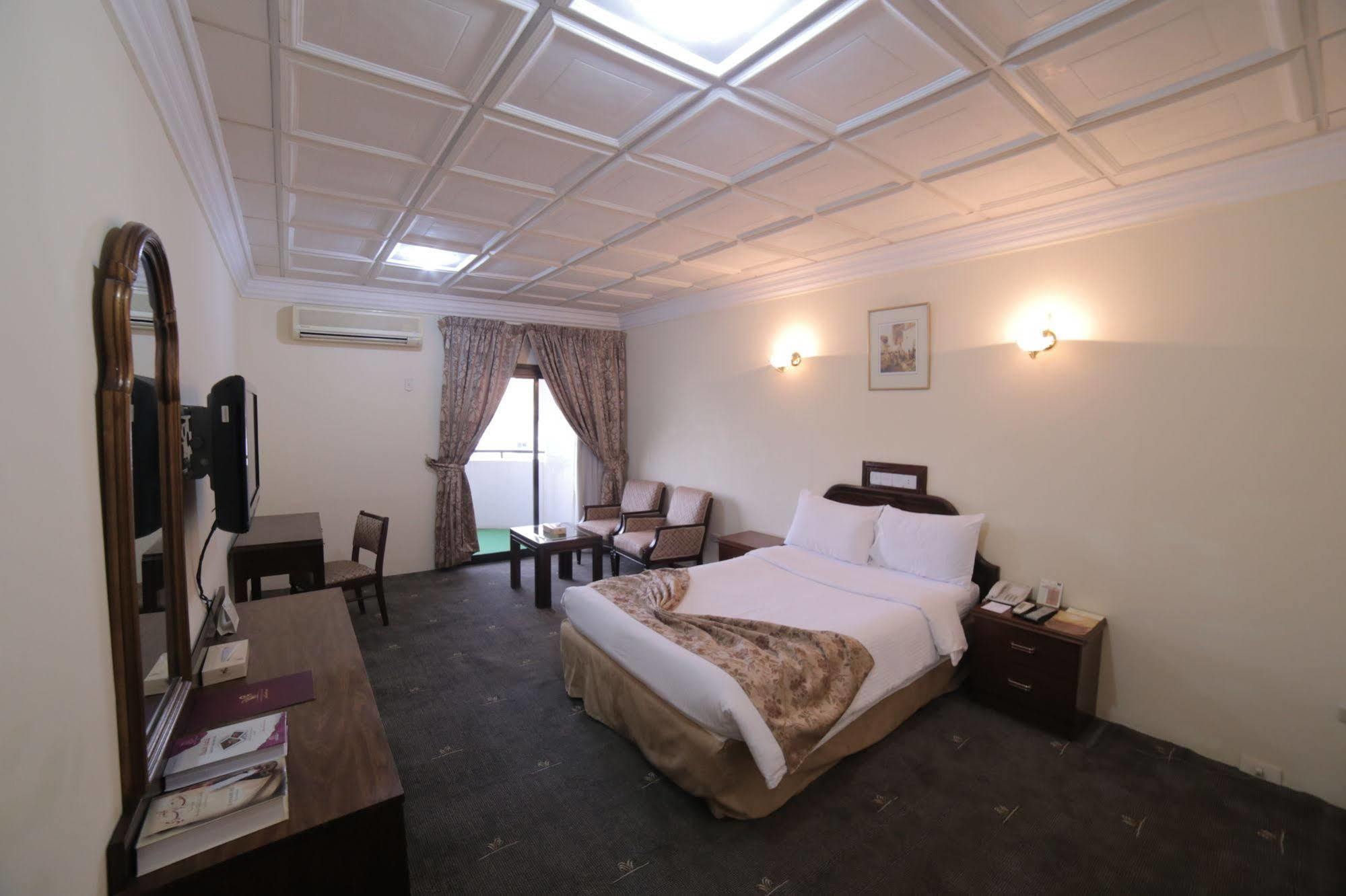 Hotel White Palace Riadh Exterior foto