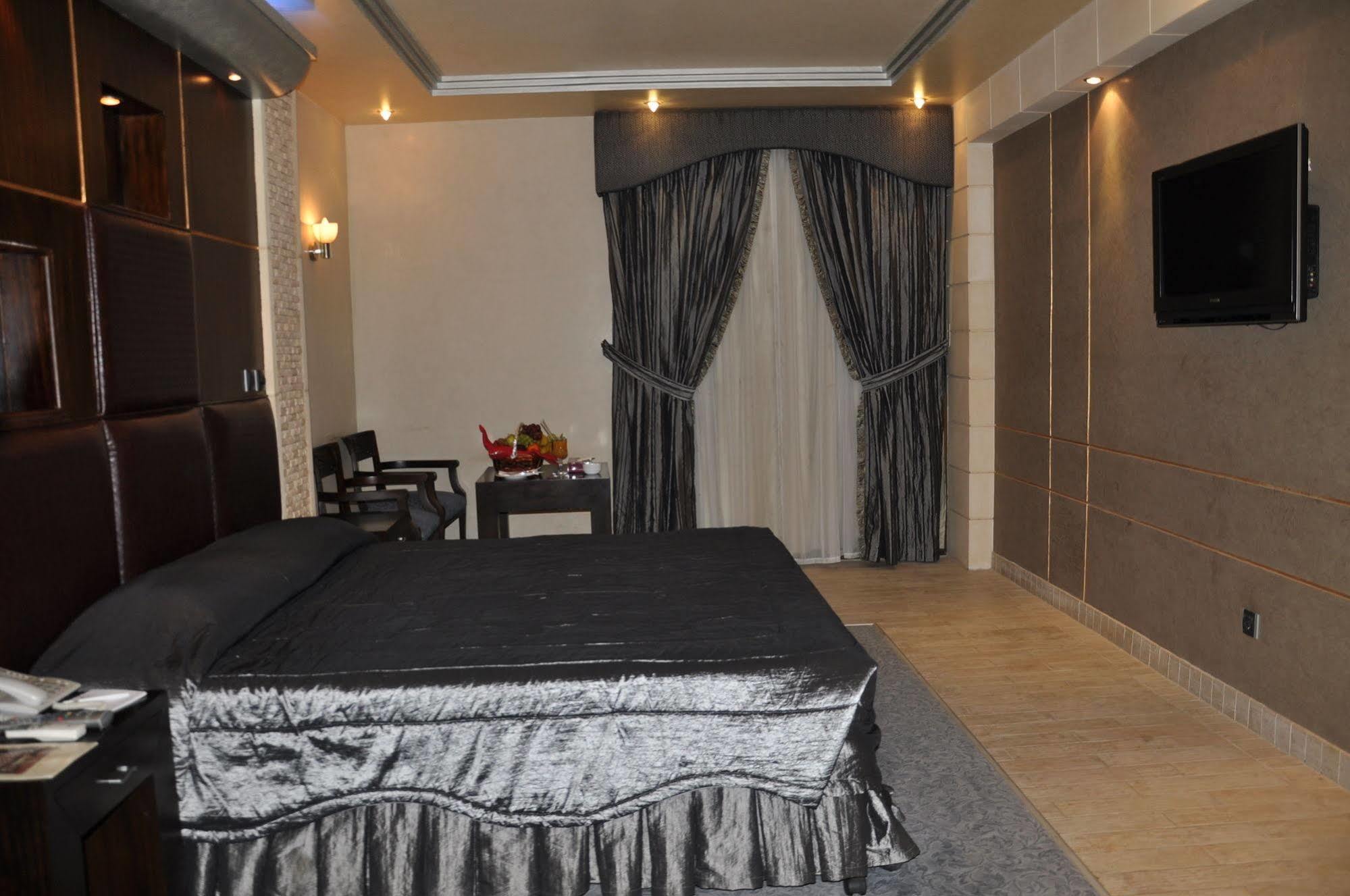 Hotel White Palace Riadh Exterior foto